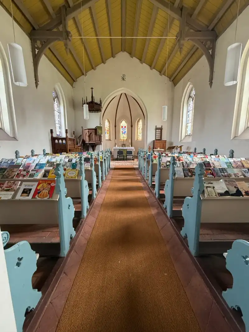 Bücherkirche in Deutsch